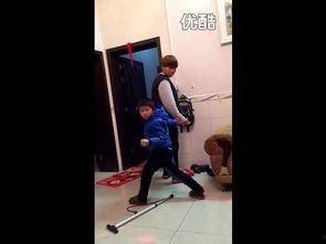 大人打孩子屁股的视频,视频揭示大人打孩子屁股的瞬间