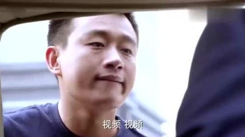 他要求视频,跟随他踏上神秘视频之旅